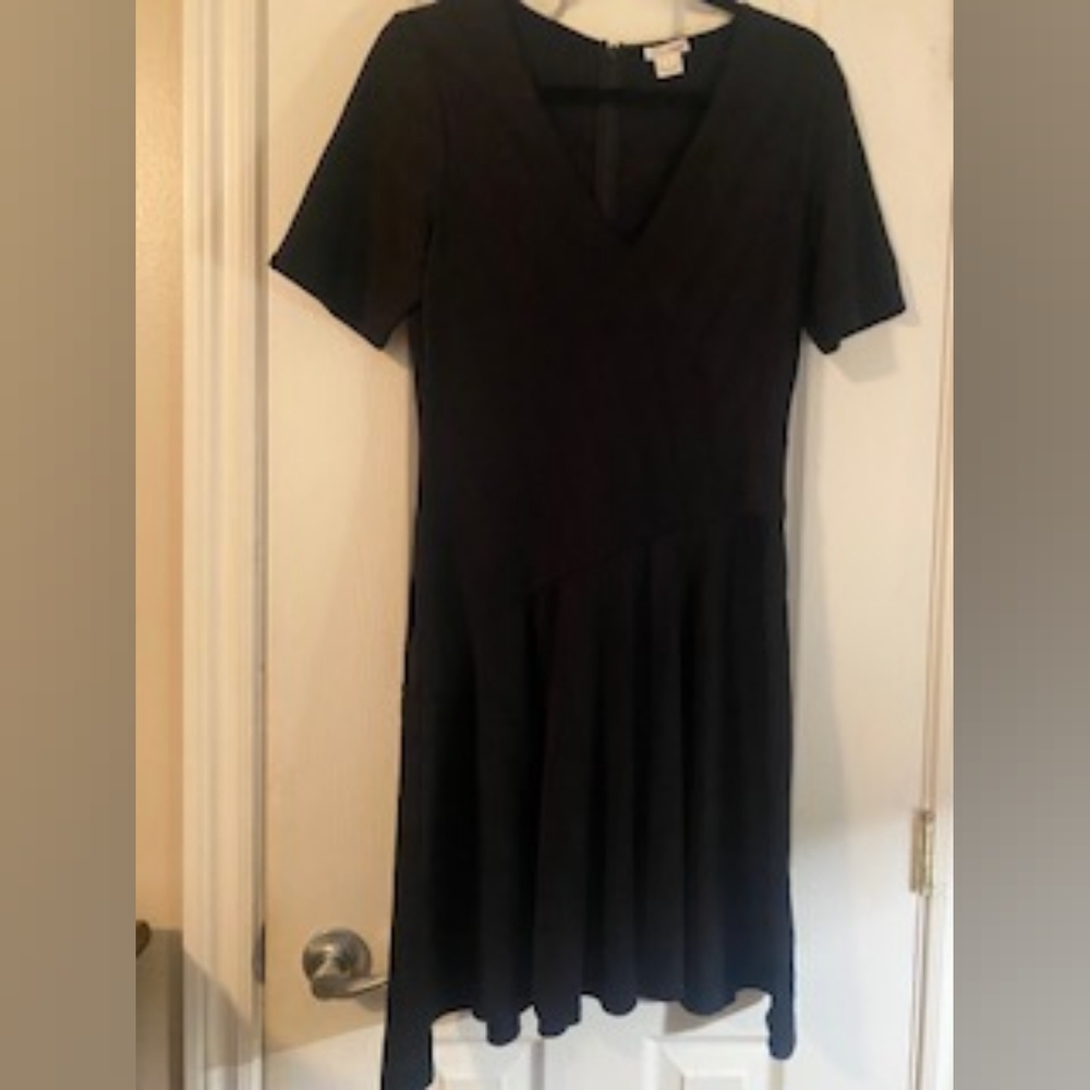 Shoshanna Short Sleeve Asymmetrical Flowy Dress